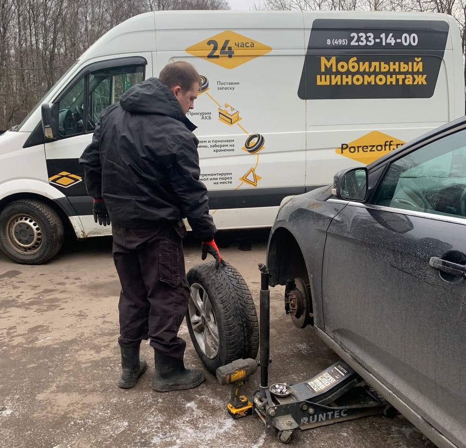 Шиномонтаж Сколковское шоссе: когда менять резину?
